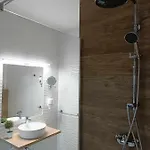 West Panorama Penthouse - With A Fantastic View Of The סזומבאת'לי
