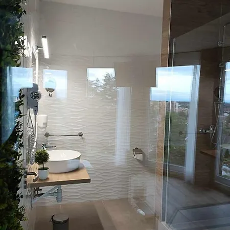 West Panorama Penthouse - With A Fantastic View Of The