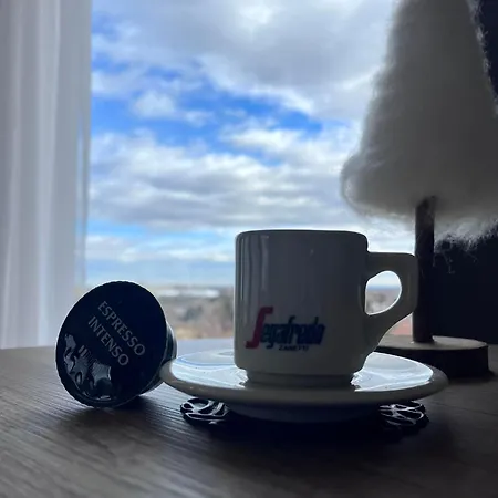 West Panorama Penthouse - With A Fantastic View Of The סזומבאת'לי