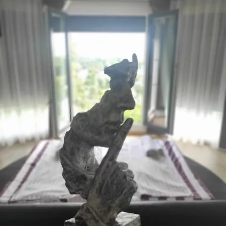 West Panorama Penthouse - With A Fantastic View Of The דירה *